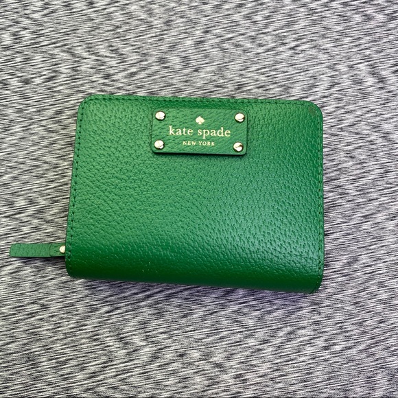 kate spade Handbags - Kate Spade Kelly Green Wallet